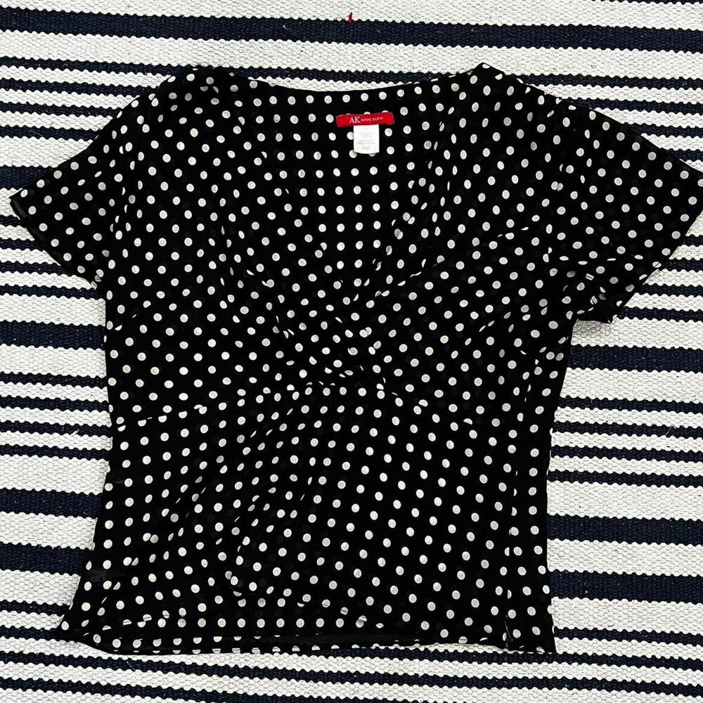 Black white polka dot